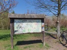 Foto: Infotafel durch Graffiti nicht mehr lesbar 